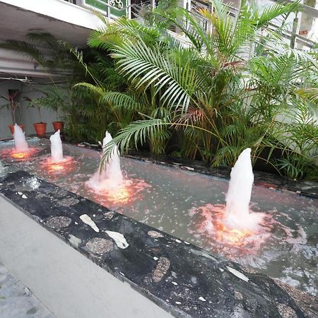 Nizamabad Hotel Trp Bliss מראה חיצוני תמונה