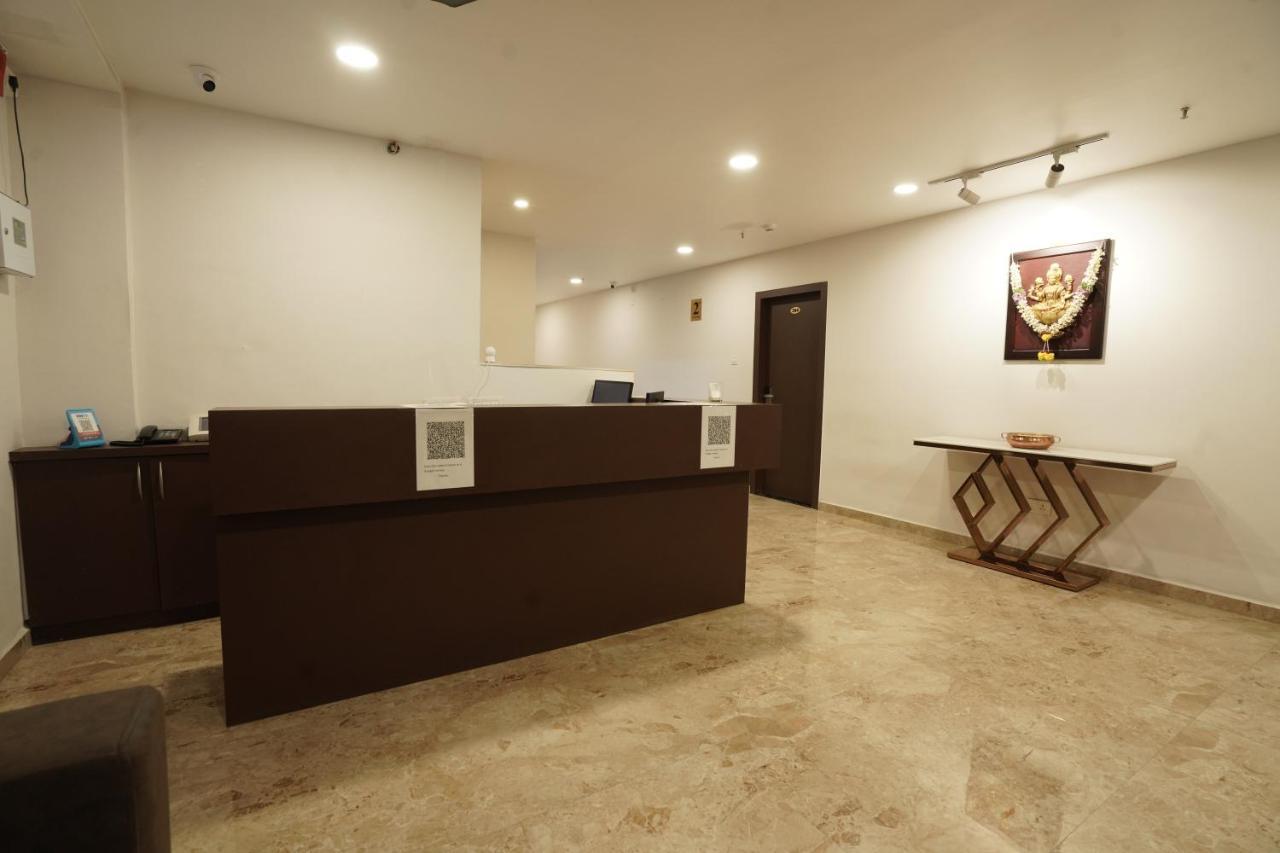 Nizamabad Hotel Trp Bliss מראה חיצוני תמונה