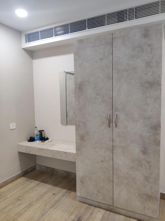 Nizamabad Hotel Trp Bliss מראה חיצוני תמונה